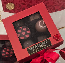 Load image into Gallery viewer, Valentine Window Box: 3oz or 9oz
