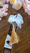 Load image into Gallery viewer, Graduation 8pc with Tassel
