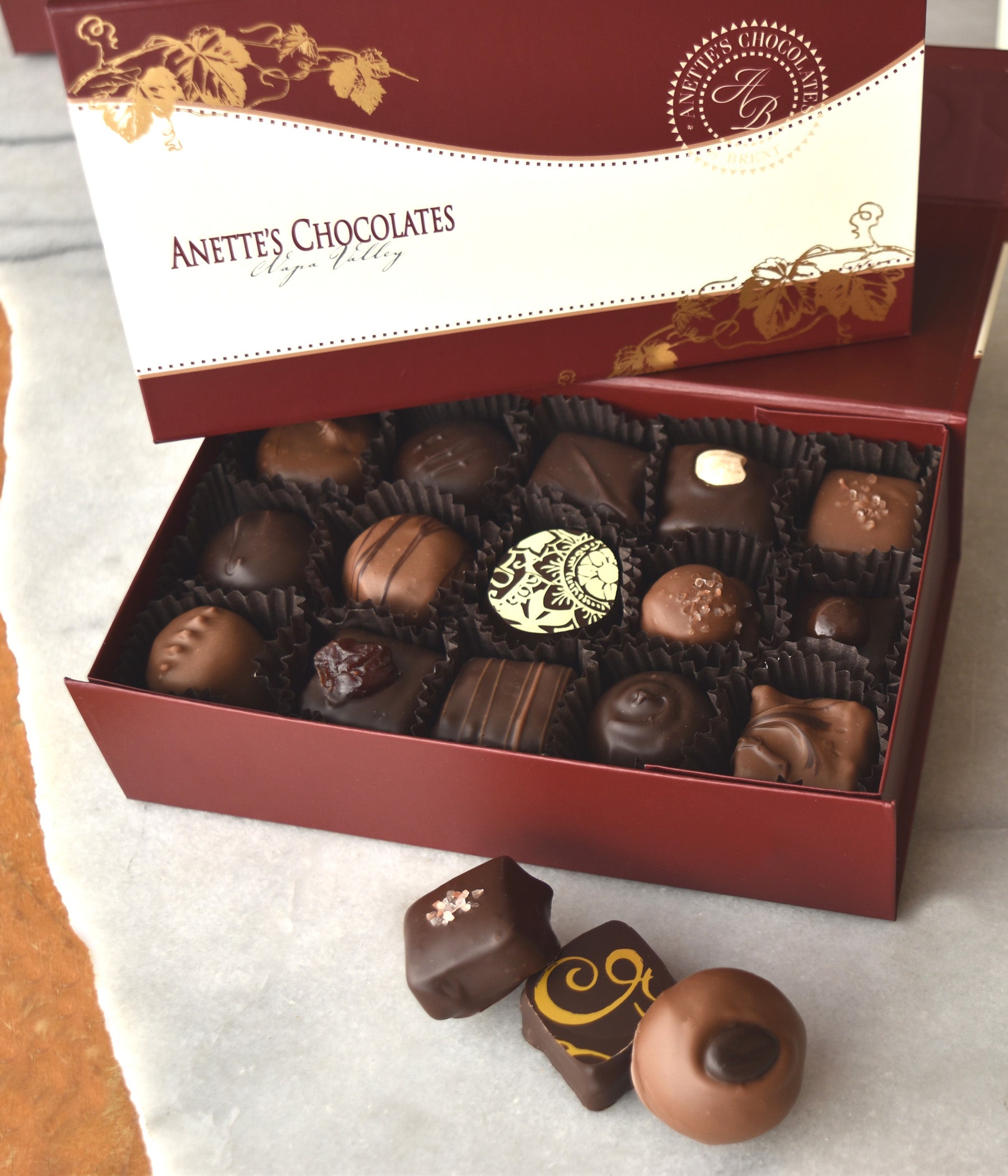 Dark Chocolate Ensemble – Anette's Chocolate Factory